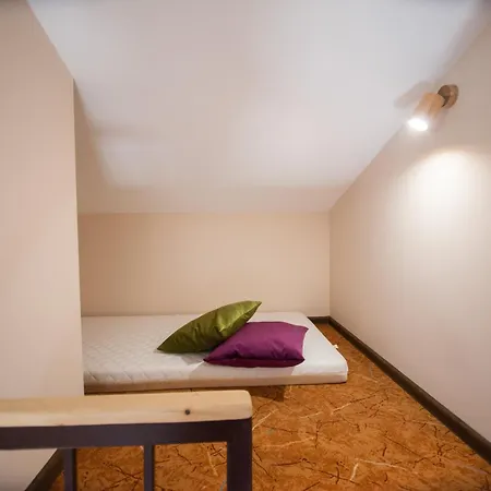 Apart Yaroslava Osmomysla 9 Square - City Center Lviv Exterior photo