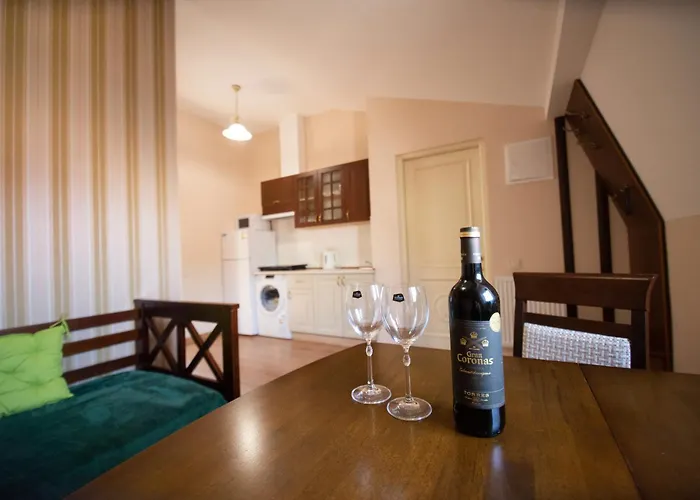 Apart Yaroslava Osmomysla 9 Square - City Center