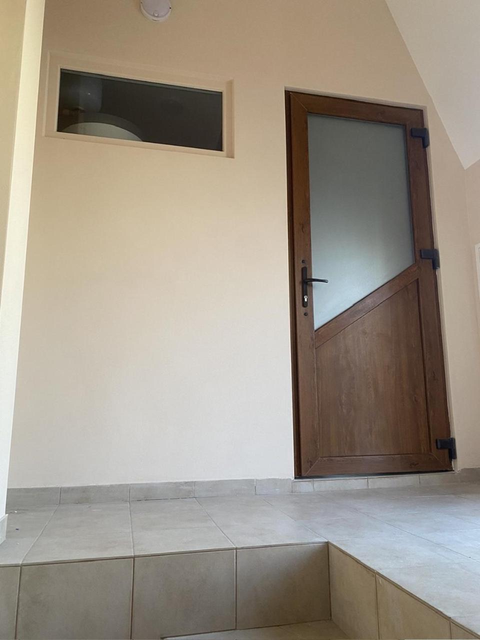 Yaroslava Osmomysla 9 Square - Center Apartment Lviv